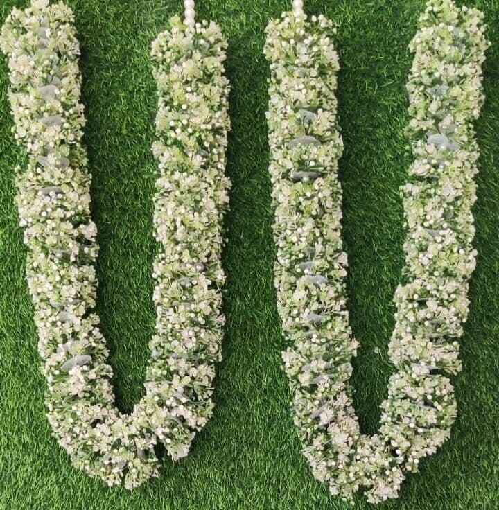 Classic Baby Breath Varmala
